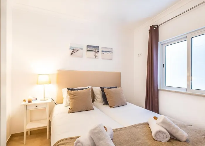 Casa Negril By Algarve Vacation بيت للعطل